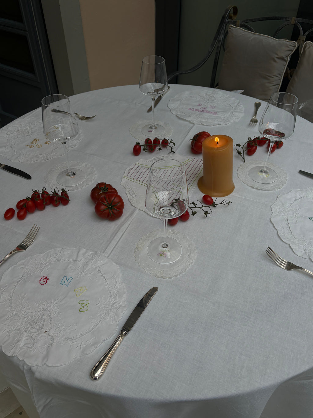 Under Plates " Parole"